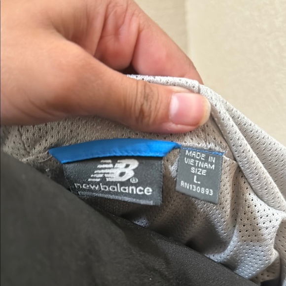 New Balance Size L Blue Hooded Windbreaker Jacket!!! - Picture 8 of 8